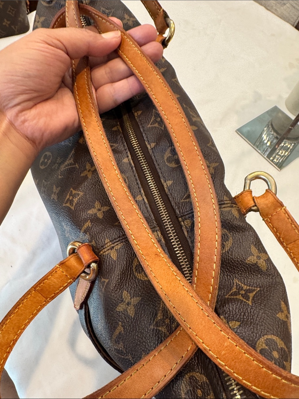 Authentic Louis Vuitton Totally Monogram GM bag - Picture 11 of 16